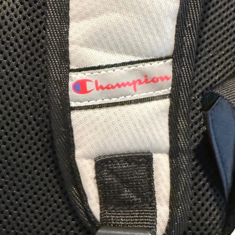 Champion Backpack Medium Grey Black Laptop Sleeve 17 Inch School Travel‎ NWT
